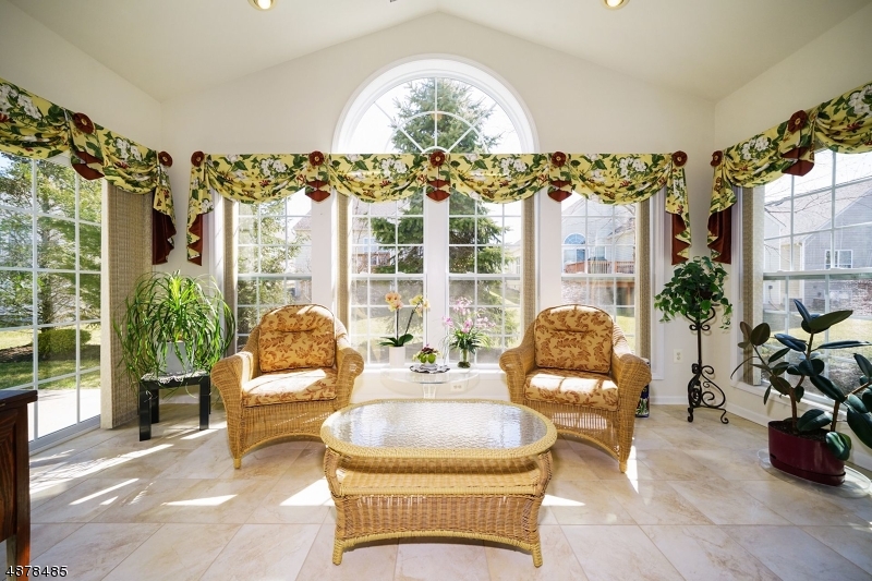 SOMERSET RUN - Residential