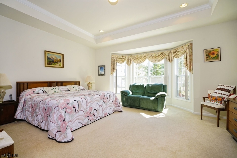 SOMERSET RUN - Residential