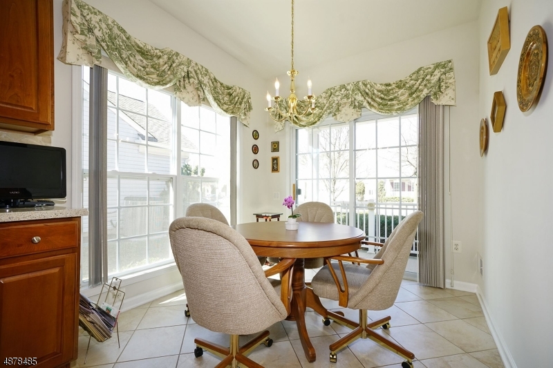 SOMERSET RUN - Residential