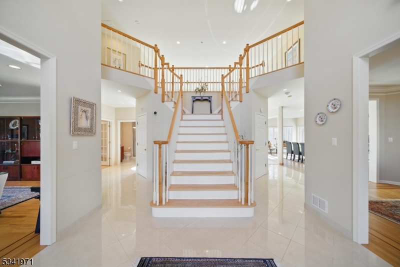 Cedar Gate - Residential