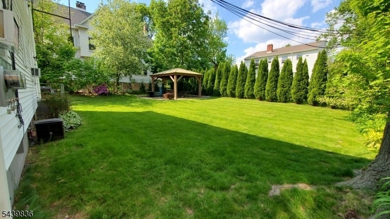 Walnut Street Train area - Residential Lease