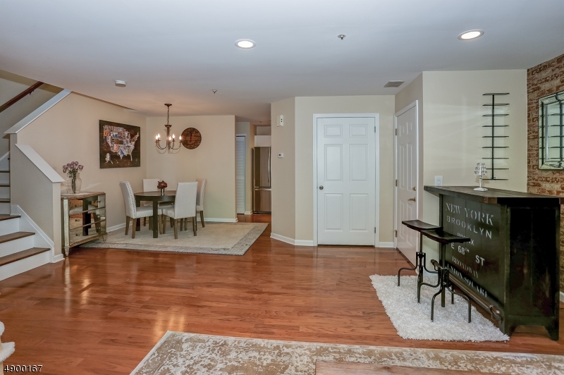 EDEN LANE - Residential
