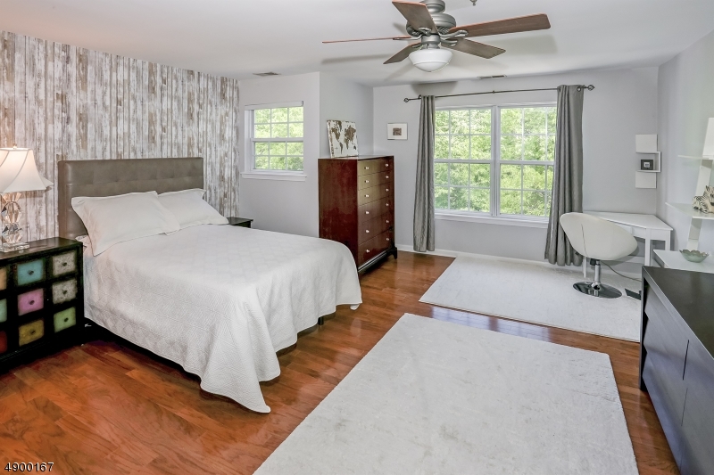EDEN LANE - Residential