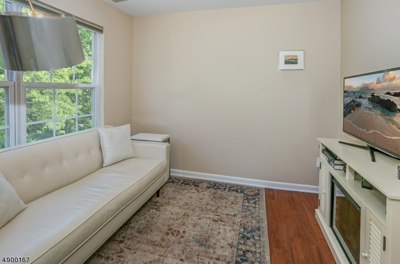 EDEN LANE - Residential
