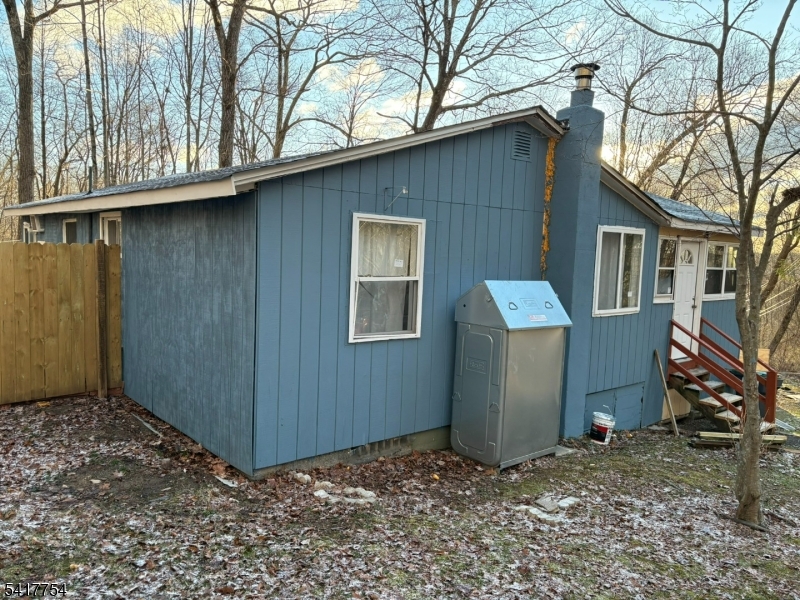 Investor Special. Approved plans and permit in place for new 3BR septic system. Excellent value-add opportunity with potential to convert current 2BR home into a 3BR layout and build immediate equity. New roof and fully permitted fence already completed. Septic system is not currently in use; buyer responsible for new system installation using approved plans. Competitively priced for current condition and upside potential. Ideal for cash buyers, investors or renovation financing. Seller prepared to work with serious offers. Property sold strictly as-is.