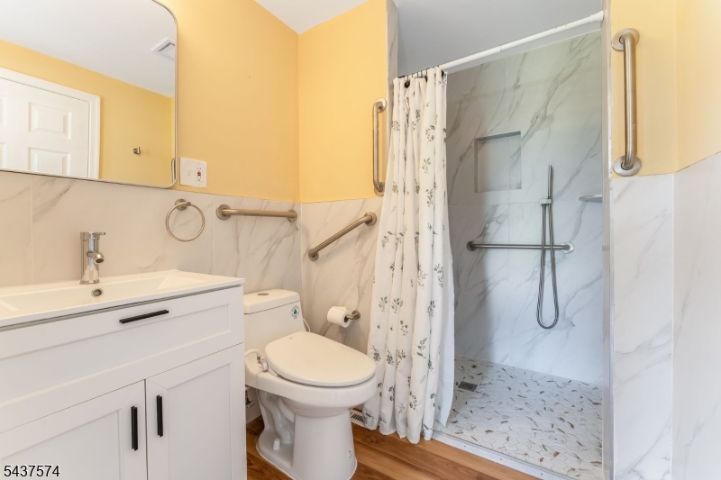 Hunterdon Chase - Residential