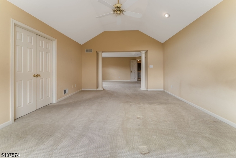Hunterdon Chase - Residential