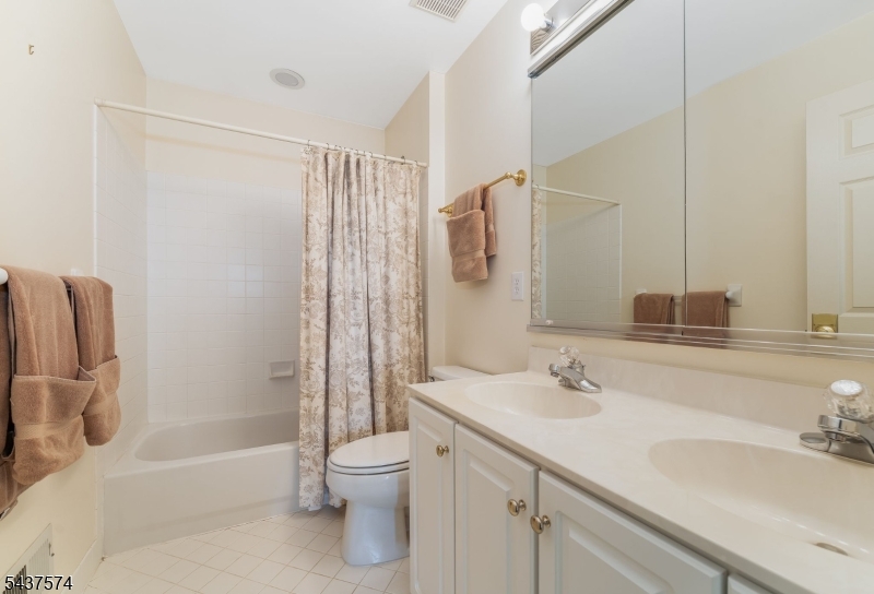Hunterdon Chase - Residential