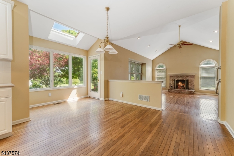 Hunterdon Chase - Residential