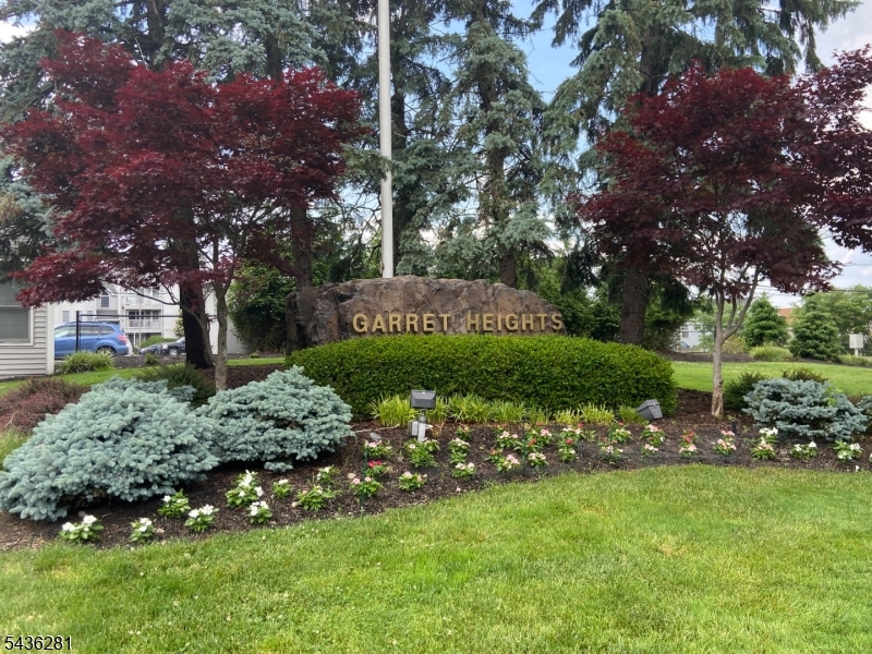 Garret Heights - Residential