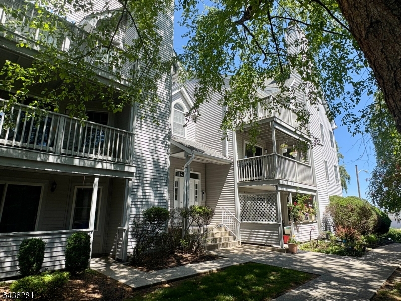 Garret Heights - Residential