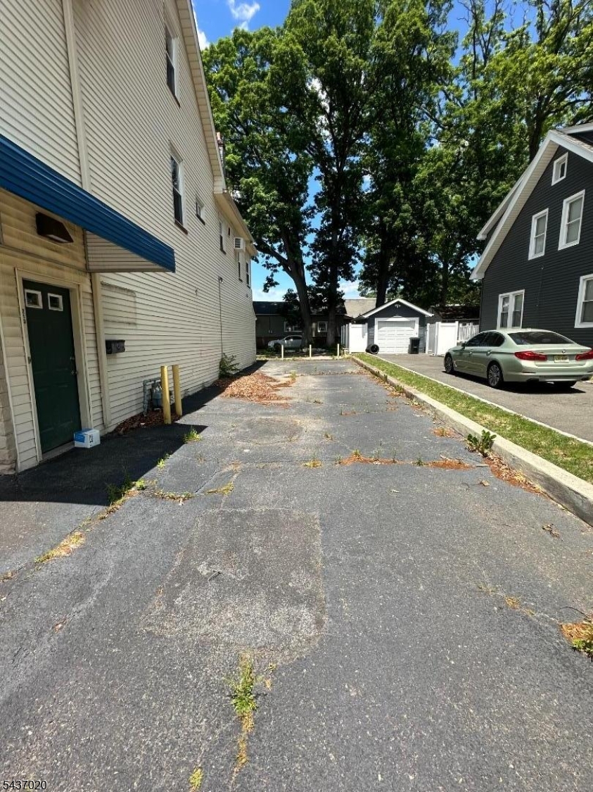 4th Ave/Van Winkle - Commercial Sale
