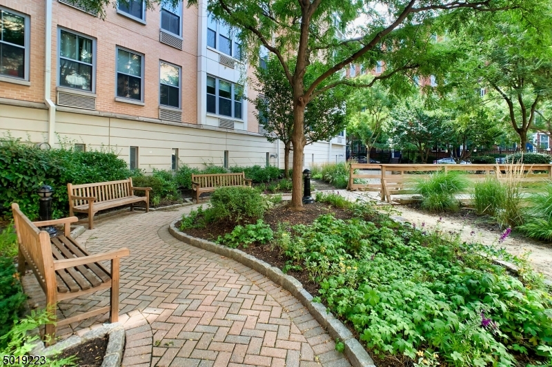 Fulton's Landing - Residential