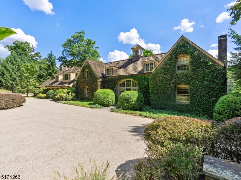 Bernardsville Mountain - Residential