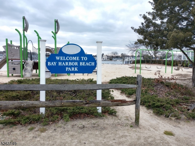 Bay Harbor - Land