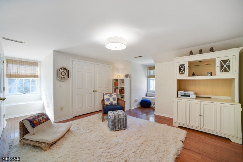 Beacon Hill - Residential