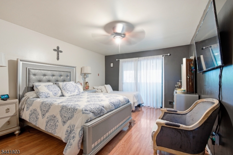 Claremont Hills - Residential