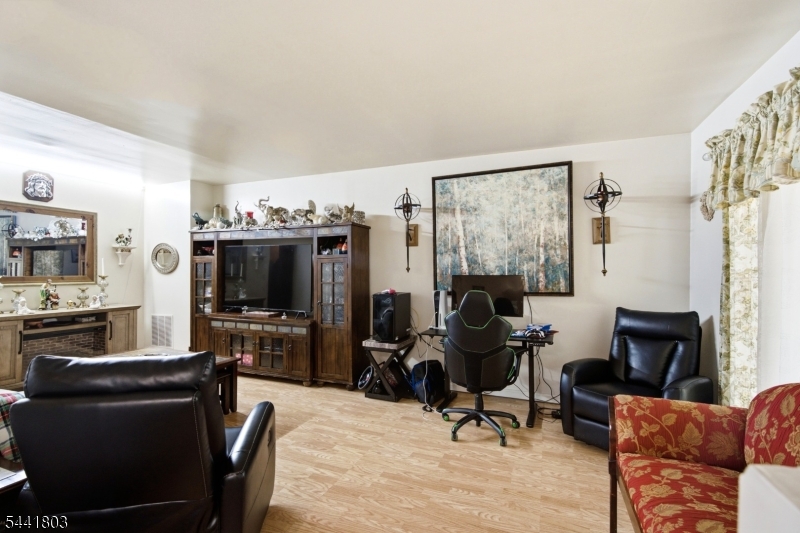 Claremont Hills - Residential