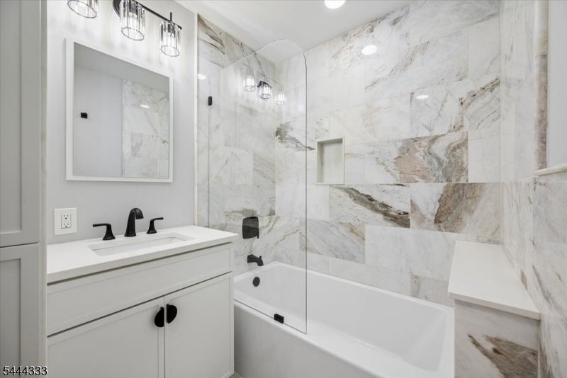 Lincoln Heighs - Residential