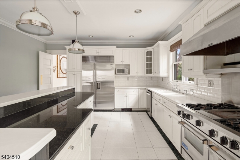 Rolling Hills/Blackberry - Residential