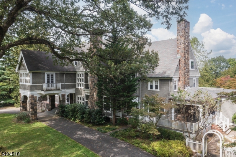 Rolling Hills/Blackberry - Residential