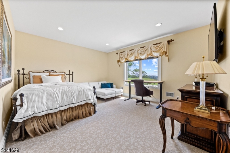 Skyview Heights - Residential Lease