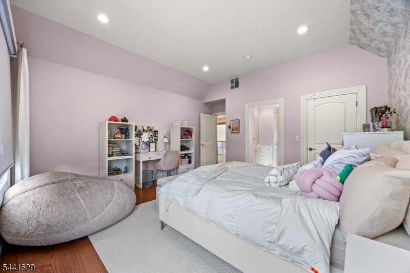 Skyview Heights - Residential Lease