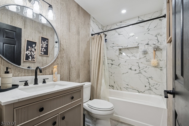 Pershing Estates - Residential