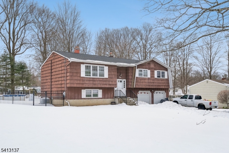 Pershing Estates - Residential