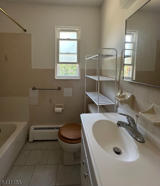 Crestmont Gardens - Residential Lease