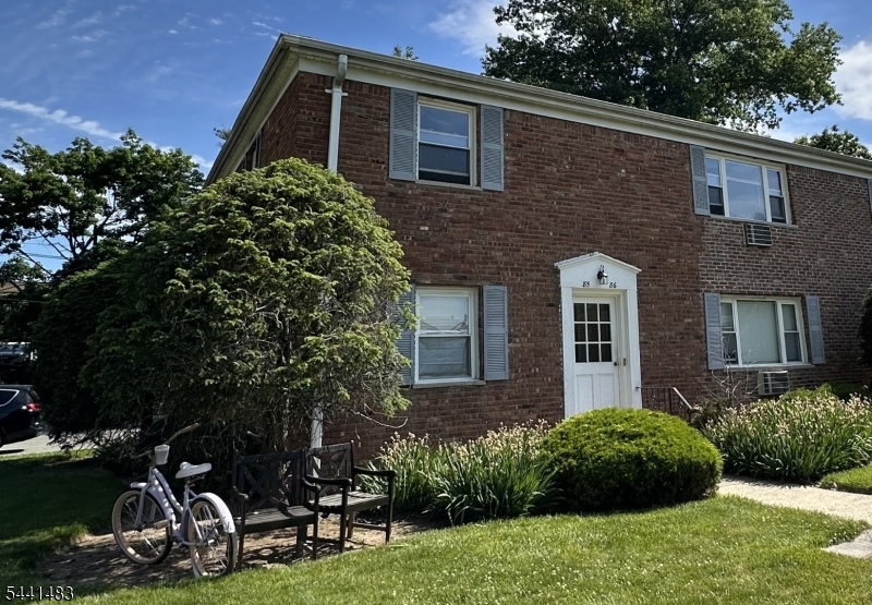 Crestmont Gardens - Residential Lease