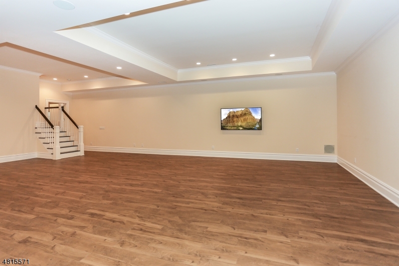Rolling Hill - Residential