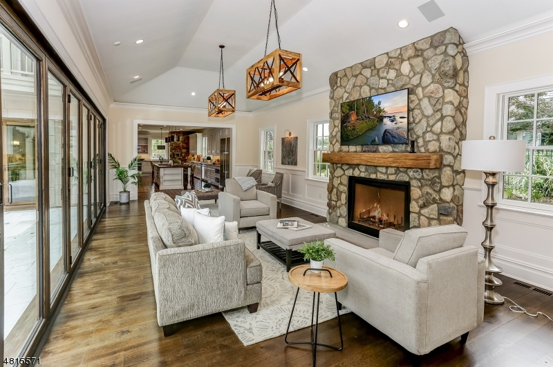Rolling Hill - Residential