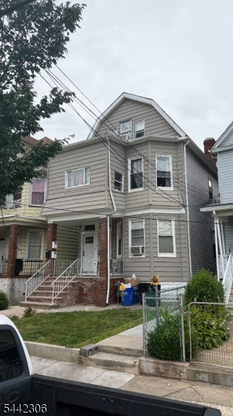 North Elizabeth - Residential Income