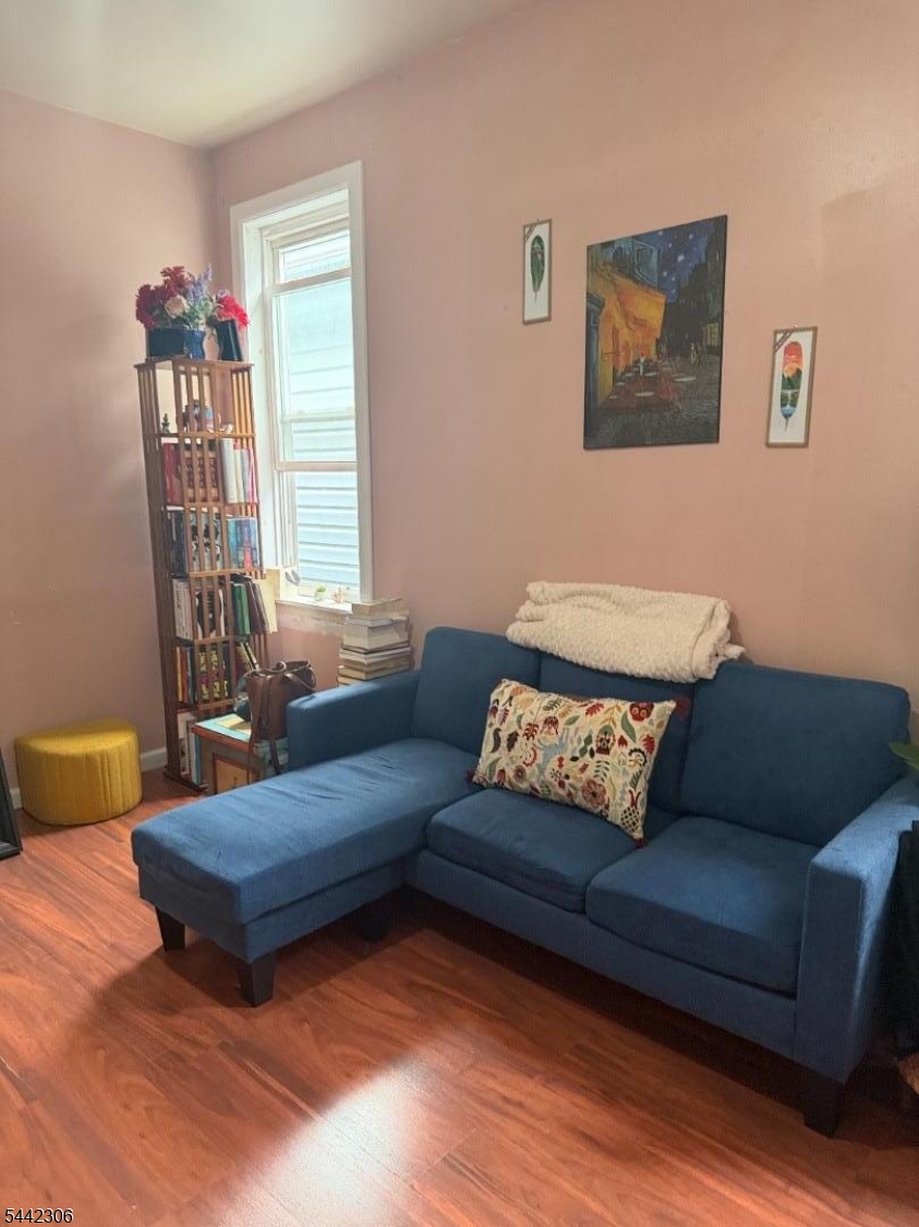 North Elizabeth - Residential Income
