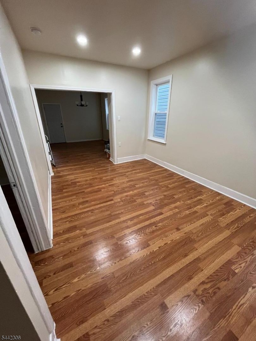 North Elizabeth - Residential Income