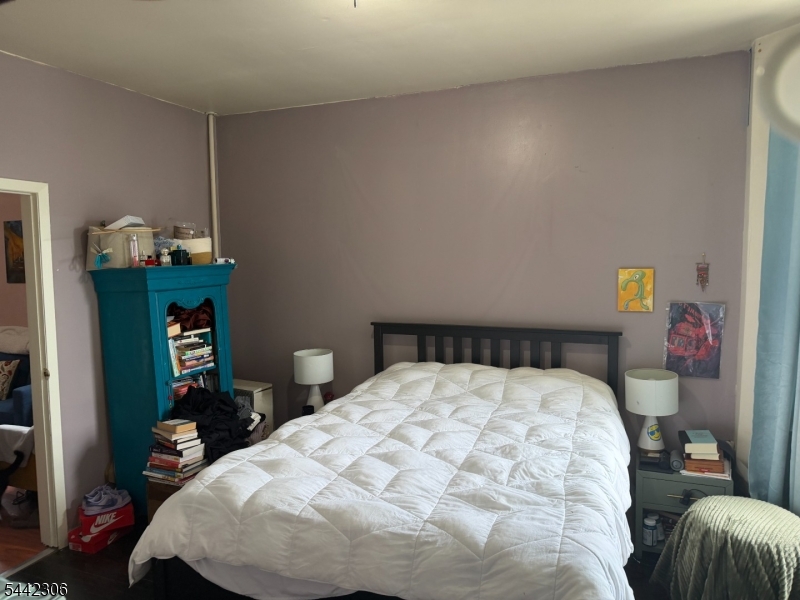 North Elizabeth - Residential Income