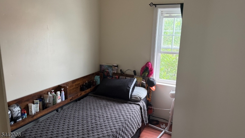 North Elizabeth - Residential Income