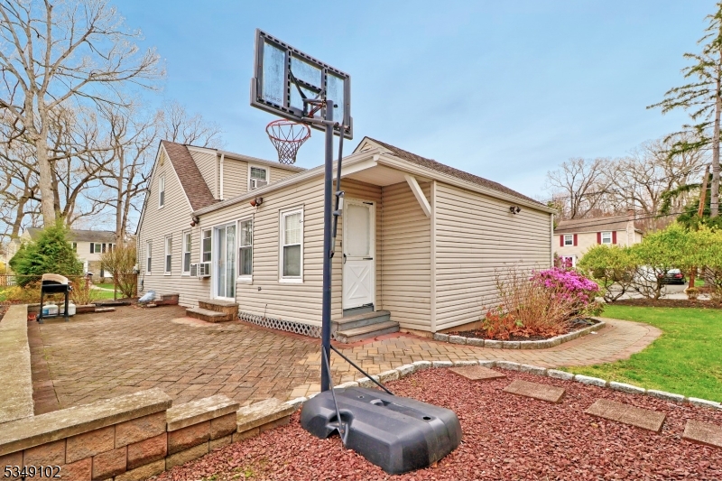 Crestmont Hills - Residential Lease