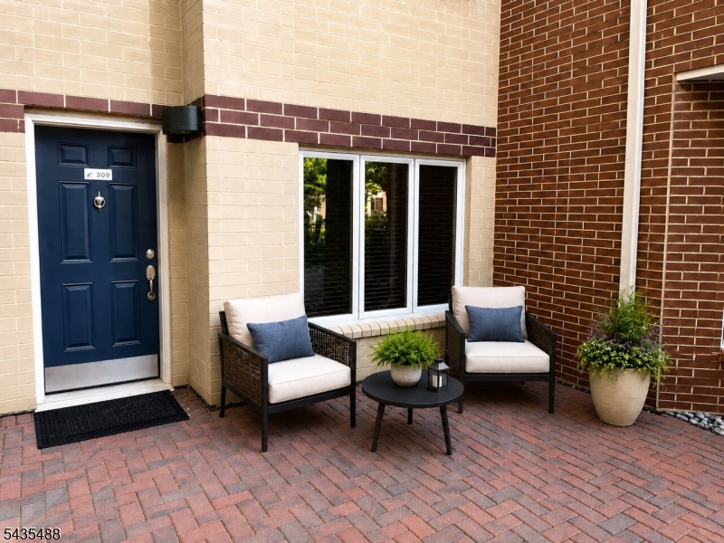 The Bay View - Residential Lease