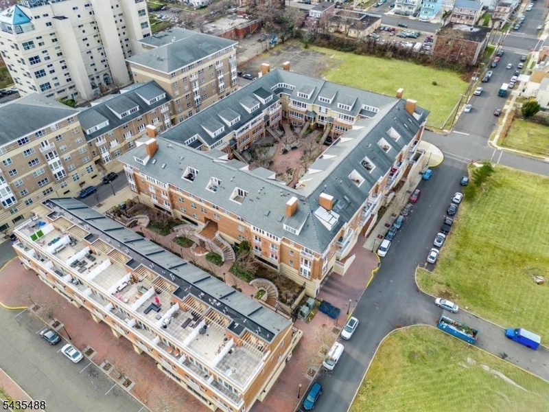 The Bay View - Residential Lease