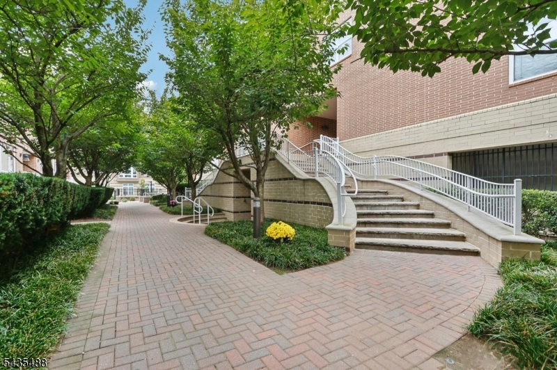 The Bay View - Residential Lease