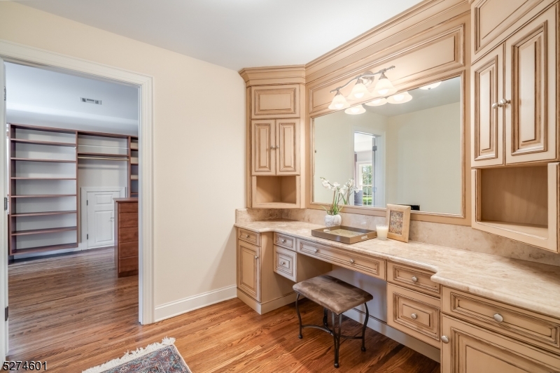Old Short Hills - Residential