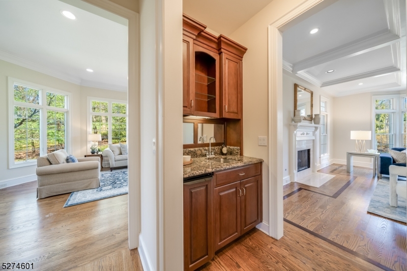 Old Short Hills - Residential