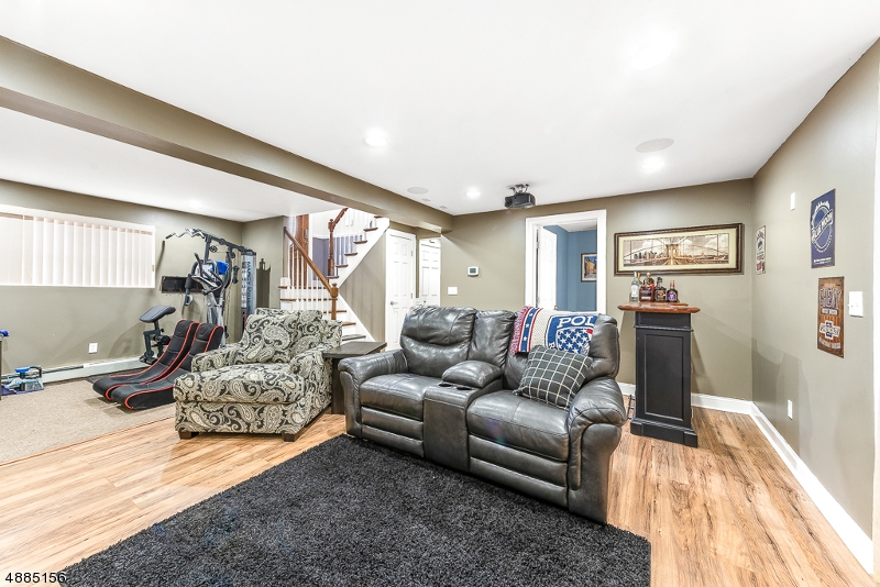 Shore Hills - Residential