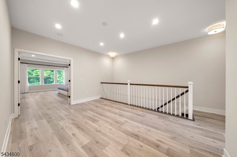 Subdiv - Residential