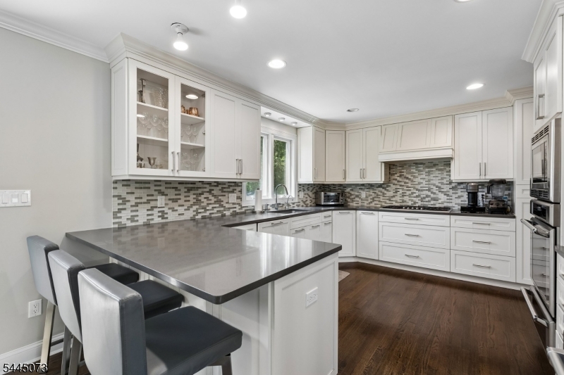 Broadlawn - Residential