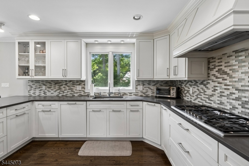 Broadlawn - Residential
