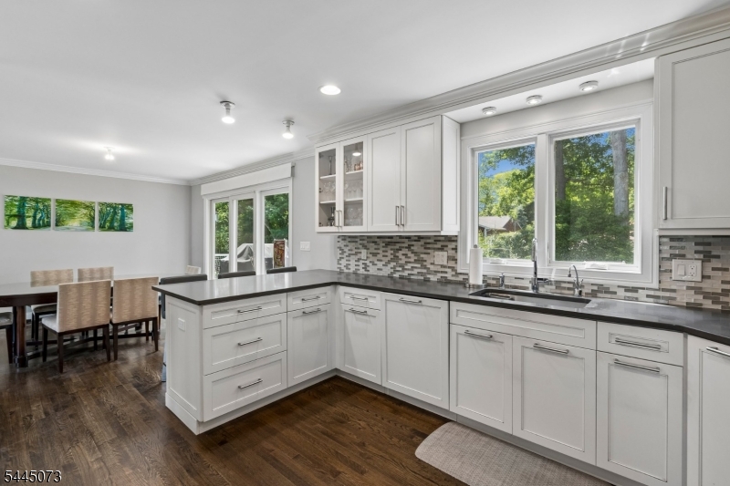 Broadlawn - Residential