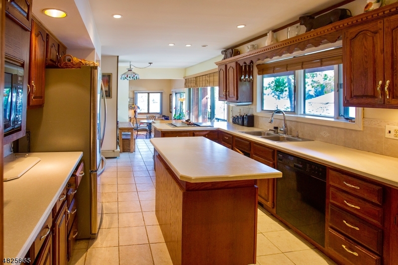 High Crest Lake - Residential
